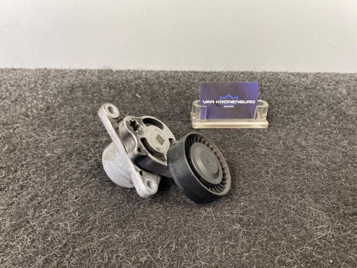 Usados Tensor correa múltiple Mercedes Vito (447.6) 2.0 116 CDI 16V Precio € 24,95 IVA incluido ofrecido por Van Kronenburg Engines