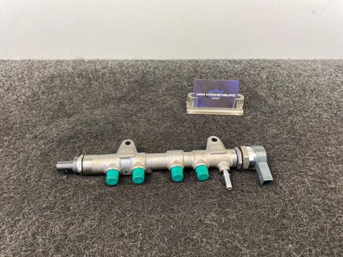 Usagé Système d'injection BMW 1 serie (F20) 116d 1.5 12V TwinPower Prix € 39,95 Prix TTC proposé par Van Kronenburg Engines