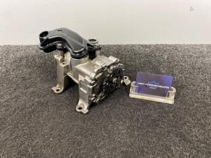 Used Oil pump BMW 5 serie (G30) 530d 3.0 TwinPower Turbo 24V Price € 124,94 Inclusive VAT offered by Van Kronenburg Engines