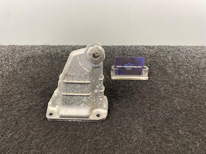 Used Engine mount Mercedes CL AMG (215) 5.4 CL-55 AMG V8 24V Price € 49,95 Inclusive VAT offered by Van Kronenburg Engines