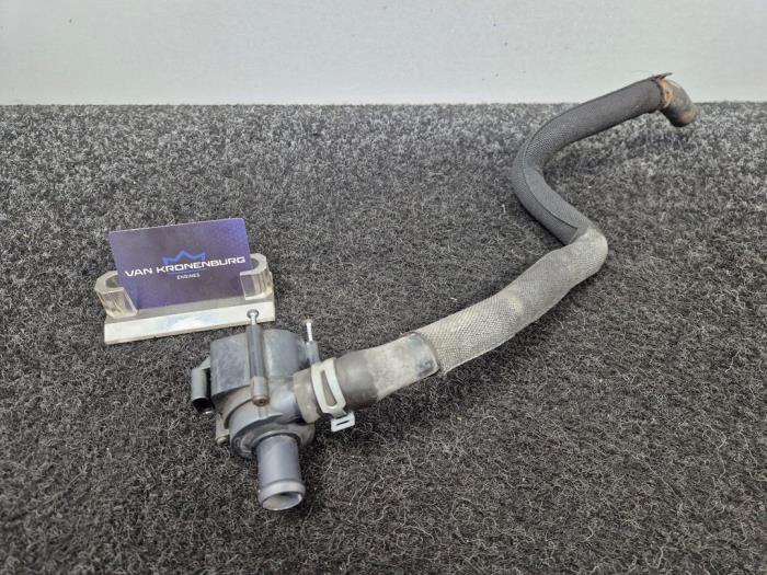 Begagnade Extra vattenpump Audi S6 Avant (C7) 4.0 V8 TFSI Pris € 99,95 Inklusive moms erbjuds av Van Kronenburg Engines