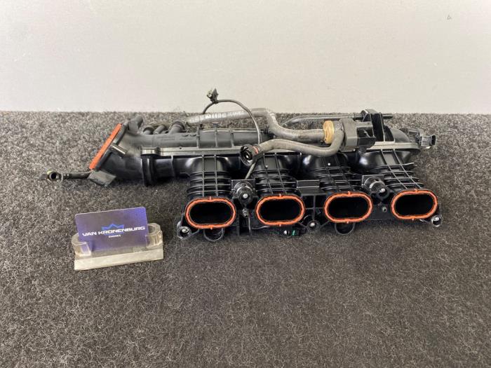 Gebrauchte Ansaugbrugge Mercedes E (W213) E-350 2.0 Turbo 16V Preis € 119,95 Mit Mehrwertsteuer angeboten von Van Kronenburg Engines