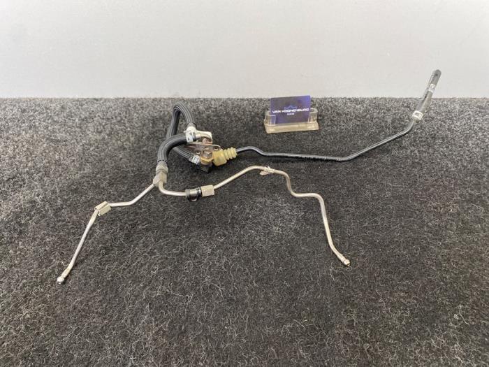 Usagé Conduit de carburant Audi RS 5 (8T3) RS5 4.2 V8 32V Prix € 49,95 Prix TTC proposé par Van Kronenburg Engines