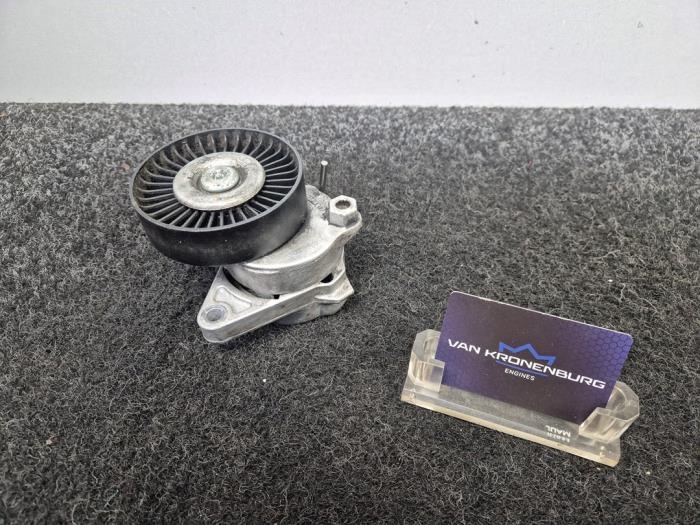 Usados Tensor correa múltiple Mercedes E (W211) 2.6 E-240 V6 18V Precio € 39,95 IVA incluido ofrecido por Van Kronenburg Engines
