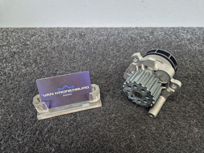 Begagnade Vattenpump Volkswagen Crafter 2.0 TDI Pris € 19,95 Inklusive moms erbjuds av Van Kronenburg Engines