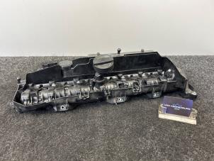 Usagé Couvercle soupapes BMW 5 serie (G30) 530d xDrive 3.0 TwinPower Turbo 24V Prix € 174,95 Prix TTC proposé par Van Kronenburg Engines