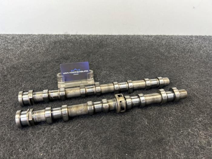 Usagé Kit arbre à cames Mercedes Sprinter 3t (906.61) 211 CDI 16V Prix € 149,96 Prix TTC proposé par Van Kronenburg Engines