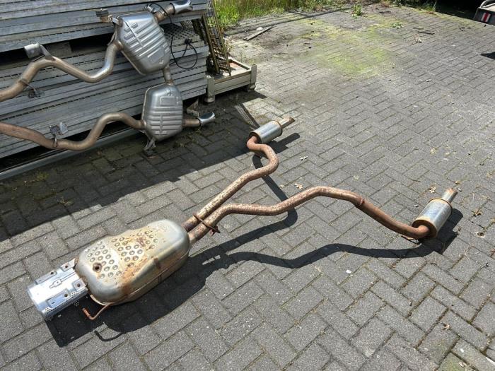 Usagé Echappement (complet) Landrover Range Rover Sport (LS) 2.7 TDV6 24V Prix € 199,95 Prix TTC proposé par Van Kronenburg Engines