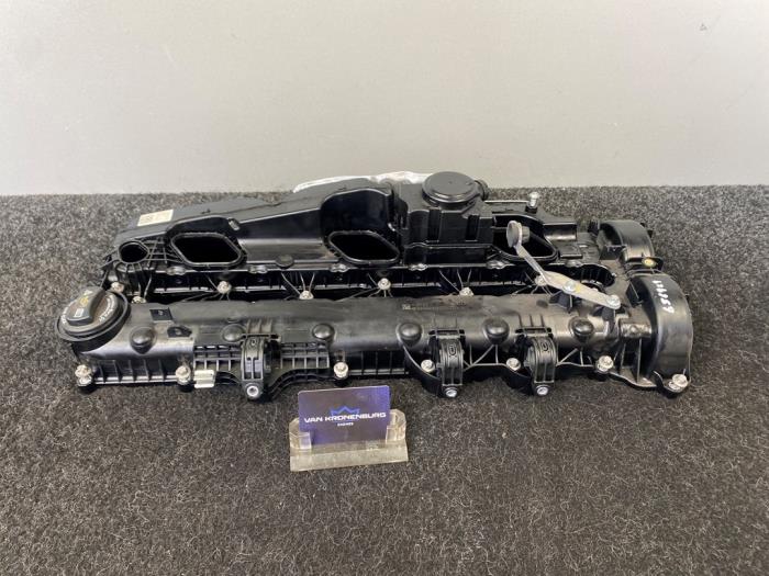 Neue Ventildeckel Mercedes E (W213) E-400d 2.9 24V Preis € 399,95 Mit Mehrwertsteuer angeboten von Van Kronenburg Engines
