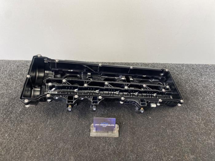 Ventildeckel van een Mercedes-Benz E (W213) E-400d 2.9 24V 2021