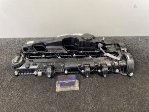 Ventildeckel van een Mercedes-Benz E (W213) E-400d 2.9 24V 2021