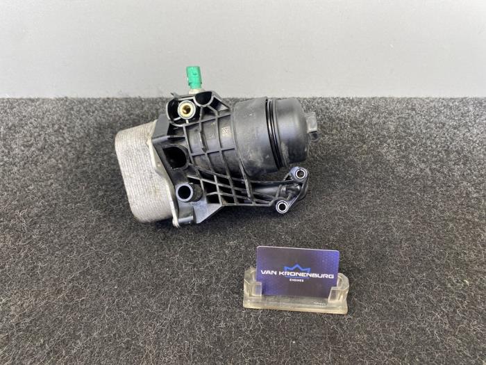 Gebrauchte Ölfiltergehäuse Volkswagen Crafter (SY) 2.0 TDI 4Motion Preis € 20,00 Mit Mehrwertsteuer angeboten von Van Kronenburg Engines
