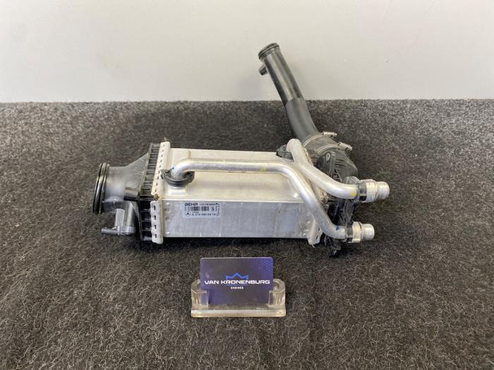 Usados Intercooler Mercedes C (W205) C-180 1.6 16V Precio € 64,95 IVA incluido ofrecido por Van Kronenburg Engines