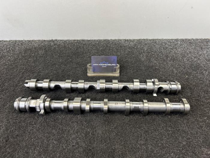 Usagé Kit arbre à cames BMW 5 serie (G30) M5 xDrive 4.4 V8 32V TwinPower Turbo Prix € 413,22 Règlement à la marge proposé par Van Kronenburg Engines
