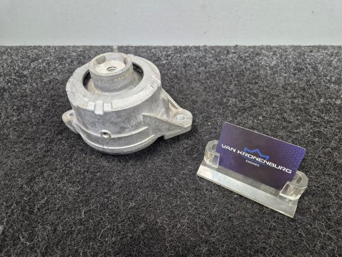 Used Engine mount Mercedes C AMG (C205) 3.0 C-43 AMG V6 24V Turbo 4-Matic Price € 29,95 Inclusive VAT offered by Van Kronenburg Engines