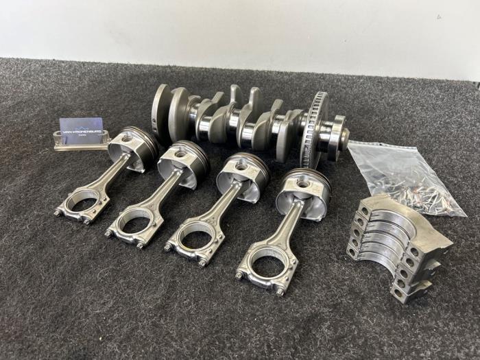Gebrauchte Kurbelwelle Volkswagen Golf V Variant (1K5) 2.0 GTI 16V Preis auf Anfrage angeboten von Van Kronenburg Engines