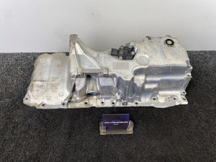 Gebrauchte Ölwanne BMW 5 serie (G30) 540d xDrive 3.0 TwinPower Turbo 24V Preis € 242,00 Mit Mehrwertsteuer angeboten von Van Kronenburg Engines