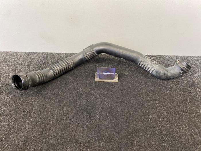Gebrauchte Intercooler Rohr Mercedes B (W245) 2.0 B-180 CDI 16V Preis € 29,95 Mit Mehrwertsteuer angeboten von Van Kronenburg Engines