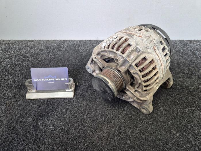 Begagnade Dynamo Porsche 911 (996) 3.6 Carrera 4 24V Pris € 69,95 Inklusive moms erbjuds av Van Kronenburg Engines