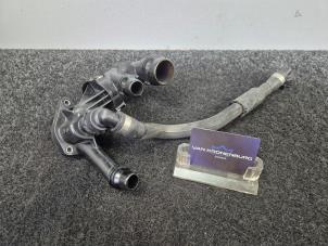 Usagé Boîtier thermostat BMW 7 serie (G11/12) 730d xDrive 24V Prix € 40,00 Prix TTC proposé par Van Kronenburg Engines