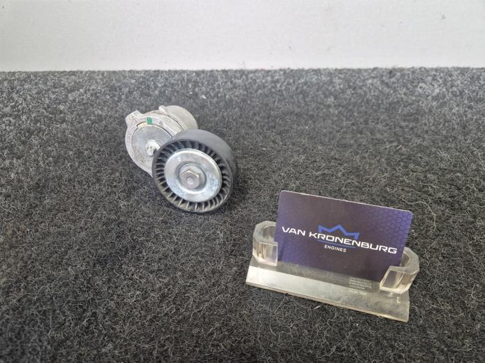 Usados Tensor correa múltiple Mercedes A (177.0) 2.0 A-200d 4Matic Precio € 30,00 IVA incluido ofrecido por Van Kronenburg Engines