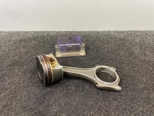 Usagé Piston Audi S5 (F53/F5P) 3.0 TFSI V6 24V Prix € 149,96 Prix TTC proposé par Van Kronenburg Engines