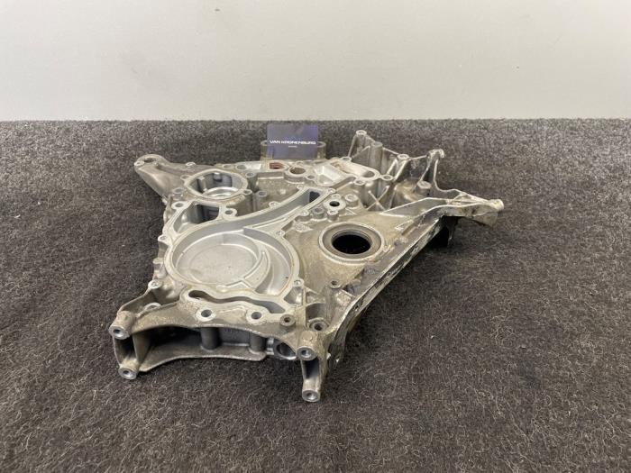 Usagé Couvercle de distribution Mercedes C (W203) 2.5 C-230 V6 24V Prix € 99,99 Prix TTC proposé par Van Kronenburg Engines