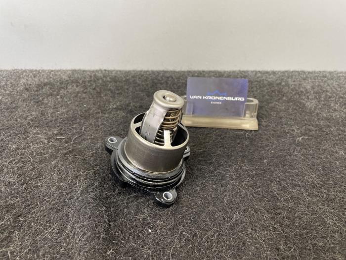 Begagnade Termostathus Porsche Macan (95B) 3.0 V6 24V S Pris € 59,96 Inklusive moms erbjuds av Van Kronenburg Engines