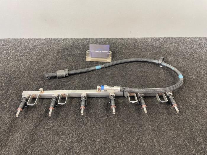 Neuf Système d'injection BMW 3 serie (E92) 328i 24V Prix € 363,00 Prix TTC proposé par Van Kronenburg Engines