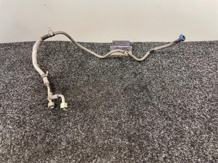 Gebrauchte Kraftstoffleitung Jaguar F-type 3.0 S V6 24V Preis € 49,95 Mit Mehrwertsteuer angeboten von Van Kronenburg Engines