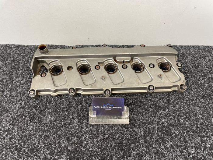 Usagé Couvercle soupapes Audi S6 Avant (C6) 5.2 V10 40V Prix € 50,00 Prix TTC proposé par Van Kronenburg Engines