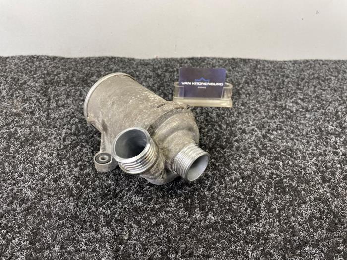 Używane Pompa wodna BMW 2 serie (F22) M235i 3.0 24V Cena € 121,00 Z VAT oferowane przez Van Kronenburg Engines