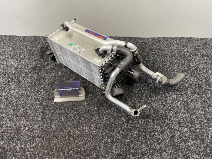 Usados Intercooler Mercedes E (W212) E-500 4.7 V8 32V 4-Matic Precio € 242,00 IVA incluido ofrecido por Van Kronenburg Engines