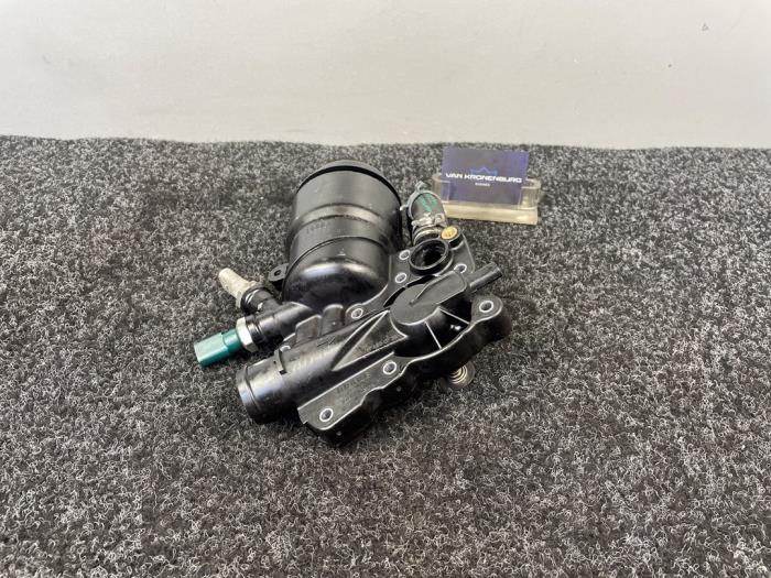 Gebrauchte Ölfiltergehäuse Audi A6 Avant (C7) 3.0 TDI V6 24V Quattro Preis € 121,00 Mit Mehrwertsteuer angeboten von Van Kronenburg Engines