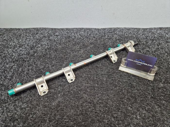 Usagé Système d'injection BMW Z4 Roadster (E89) sDrive 35i 3.0 24V Prix € 49,95 Prix TTC proposé par Van Kronenburg Engines