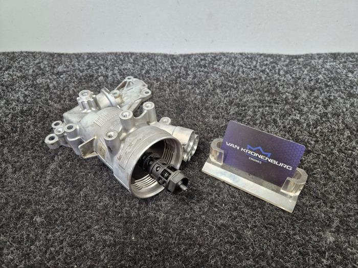 Gebrauchte Ölfiltergehäuse Mercedes ML III AMG (166) 5.5 ML-63 AMG V8 32V Biturbo Preis € 121,00 Mit Mehrwertsteuer angeboten von Van Kronenburg Engines