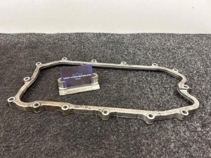Usagé Couvercle carter Fiat Ducato (250) 2.3 D 130 Multijet Minibus Extralongo Prix € 29,95 Prix TTC proposé par Van Kronenburg Engines