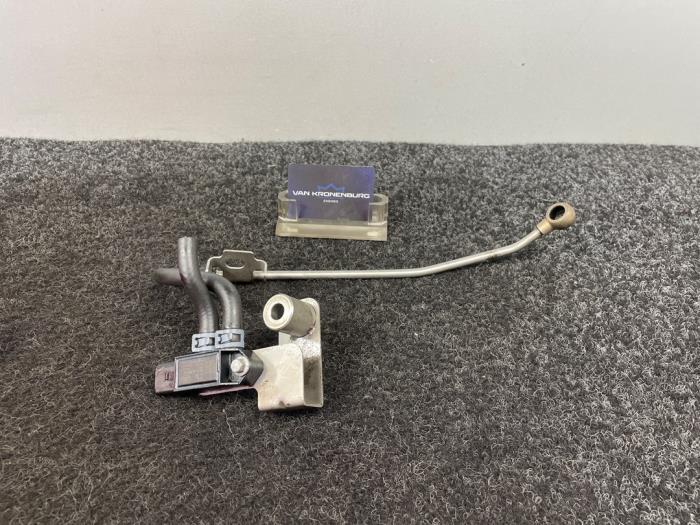 Begagnade Laddtryckssensor Landrover Range Rover Sport (LW) 2.0 16V P400e Pris € 36,30 Inklusive moms erbjuds av Van Kronenburg Engines