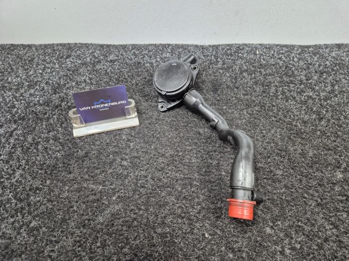 Begagnade PCV-ventil Mercedes C (W204) 3.0 C-320 CDI V6 24V Pris € 34,94 Inklusive moms erbjuds av Van Kronenburg Engines