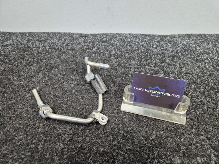 Begagnade Bränsleledning Mercedes SL (R231) 5.5 63 AMG V8 32V Pris € 29,95 Inklusive moms erbjuds av Van Kronenburg Engines