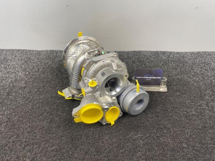 Neuf Turbo Porsche Panamera Sport Turismo (971H) 2.9 V6 24V 4 Prix € 1.573,00 Prix TTC proposé par Van Kronenburg Engines