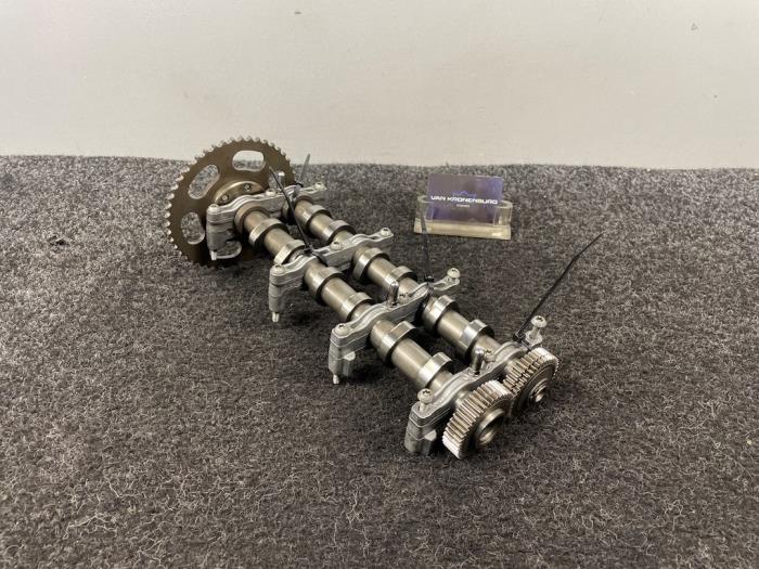 Usagé Kit arbre à cames Volkswagen Touareg (7PA/PH) 3.0 TDI V6 24V Prix € 299,95 Prix TTC proposé par Van Kronenburg Engines