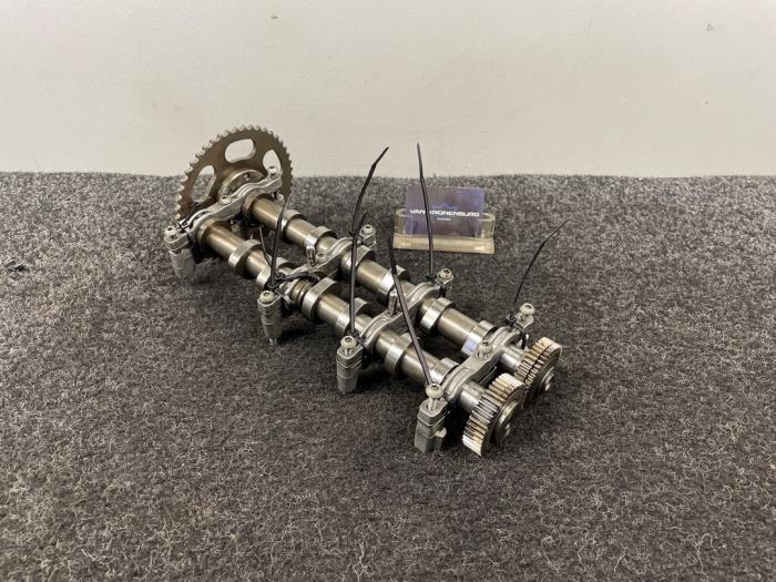 Usagé Kit arbre à cames Volkswagen Touareg (7PA/PH) 3.0 TDI V6 24V Prix € 299,95 Prix TTC proposé par Van Kronenburg Engines