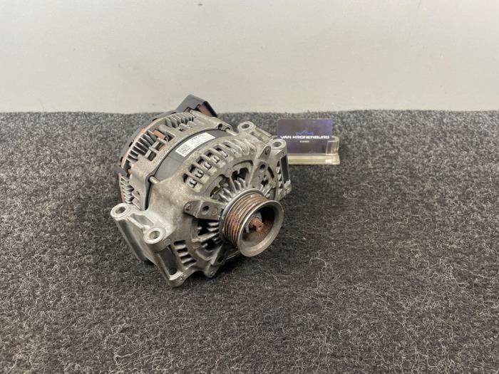 Neuf Dynamo Audi Q7 (4MB/4MG) 3.0 45 TFSI V6 24V Prix € 150,00 Prix TTC proposé par Van Kronenburg Engines