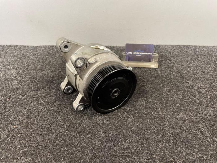 Usagé Pompe de direction Landrover Range Rover Sport (LW) 5.0 V8 32V SVR Prix € 500,00 Prix TTC proposé par Van Kronenburg Engines