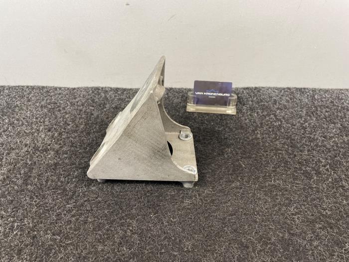 Used Engine mount Lamborghini Gallardo 5.0 V-10 40V Price € 199,95 Inclusive VAT offered by Van Kronenburg Engines