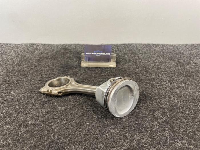 Used Piston Volkswagen Golf V (1K1) 1.4 TSI 122 16V Price € 40,00 Inclusive VAT offered by Van Kronenburg Engines