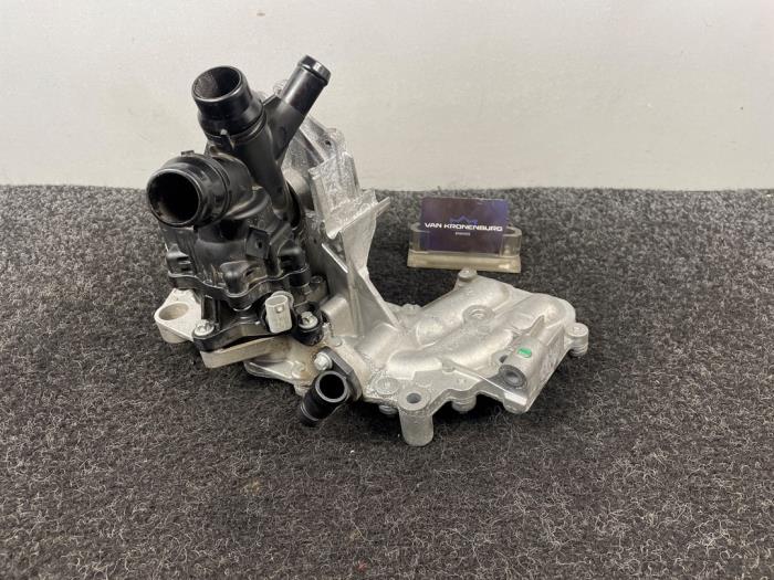 Gebrauchte Thermostat Mercedes Sprinter 3,5t (910.0/910.1/907.1/907.2) 315 CDI 2.0 D FWD Preis € 150,00 Mit Mehrwertsteuer angeboten von Van Kronenburg Engines