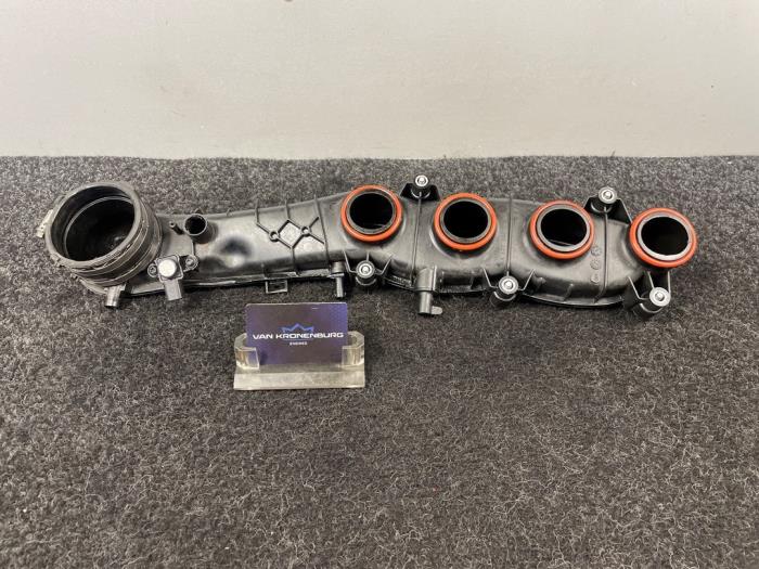 Gebrauchte Ansaugbrugge Mercedes C AMG (C205) 4.0 C-63 AMG V8 Biturbo Preis € 242,00 Mit Mehrwertsteuer angeboten von Van Kronenburg Engines