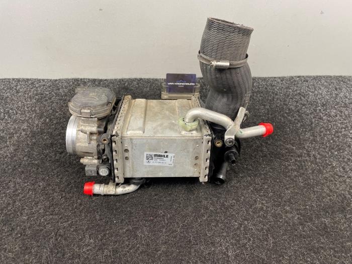 Usagé Intercooler Mercedes C AMG (C205) 4.0 C-63 AMG V8 Biturbo Prix € 363,00 Prix TTC proposé par Van Kronenburg Engines